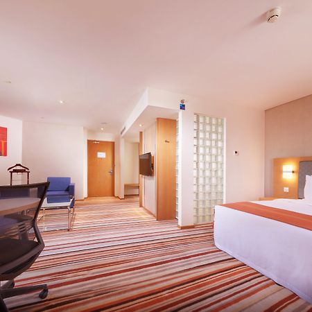 Holiday Inn Express Shanghai Jiading Industry Park By Ihg Exterior photo